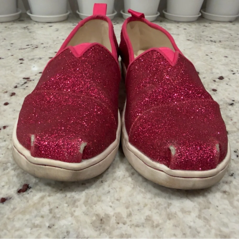 TOMS Kids Pink Glitter Classic Slip-On Shoes‎ | Size 1